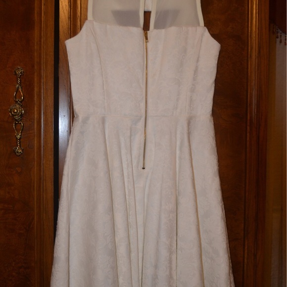 White Dress - Picture 6 of 6